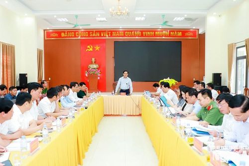 Chủ tịch UBND tỉnh Võ Trọng Hải làm việc với các xã: Nam Đàn, Kim Liên, Vạn An, Đại Huệ, Thiên Nhẫn
