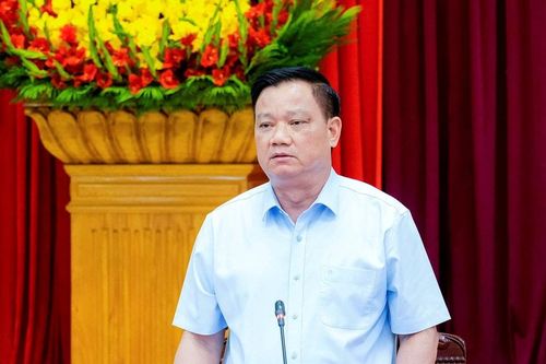 Bí thư Tỉnh ủy Nguyễn Khắc Thận chỉ đạo tháo gỡ vướng mắc, đẩy nhanh tiến độ triển khai các công trình, dự án trọng điểm