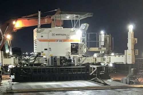 Thi công xuyên đêm, chạy nước rút về đích dự án mở rộng Cảng hàng không Phù Cát