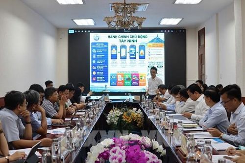 Tây Ninh: Đổi mới tư duy phục vụ từ 'bị động' sang 'chủ động'