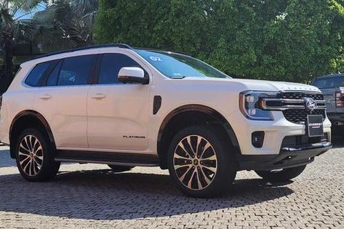 Ford Ranger và Everest lộ hình ảnh trước ngày ra mắt