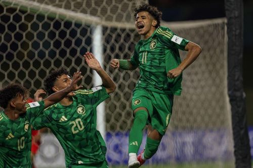Saudi Arabia thị uy sức mạnh, Thái Lan thêm áp lực