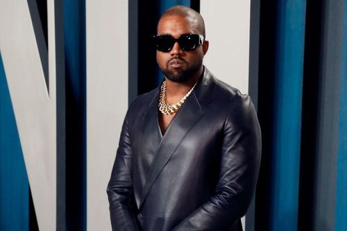 Kanye West bị nhóm nhạc sĩ khởi kiện, yêu cầu bồi thường 13 tỷ đồng