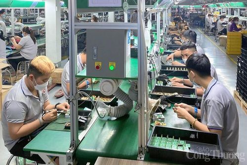 Công nghiệp, thương mại TP. Hồ Chí Minh tăng trưởng hai con số