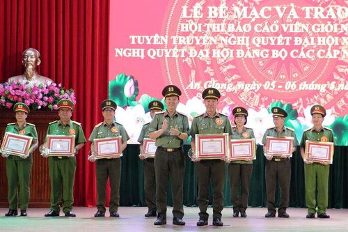 Công an tỉnh bế mạc Hội thi Báo cáo viên giỏi năm 2026
