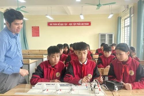 Bắc Ninh: 581 giáo viên trung học được công nhận giáo viên dạy giỏi năm học 2025 - 2026