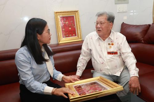 Kỷ niệm 72 năm chiến thắng Điện Biên Phủ (7-5-1954 - 7-5-2026) : Hào khí Điện Biên