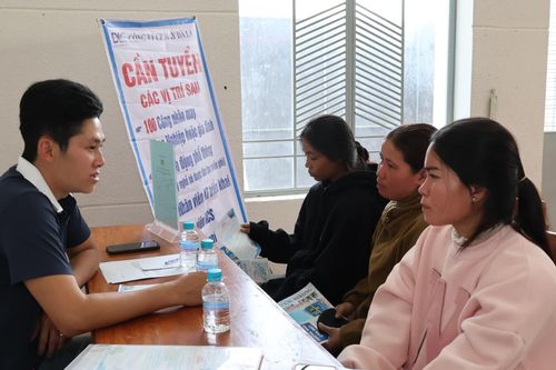 Đồng bào dân tộc thiểu số xã Bác Ái Đông: Thêm cơ hội có việc làm