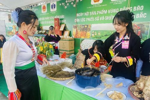 Kỳ 1: Gỡ 'nút thắt' đầu ra