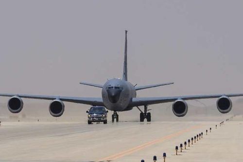 Máy bay tiếp dầu KC-135 của Mỹ phát tín hiệu khẩn cấp và mất dấu tại vịnh Ba Tư