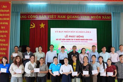 Các xã khu vực Bảo Lâm huy động hơn 23 tỷ đồng gửi tiết kiệm chung tay vì người nghèo
