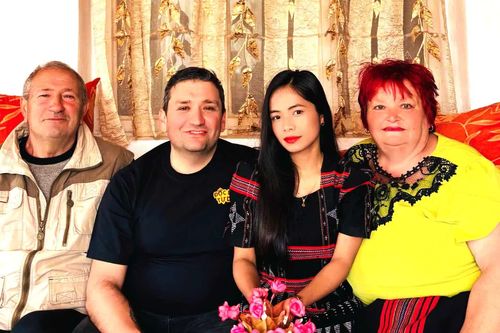 'Nhánh lan rừng' giữa trời Âu