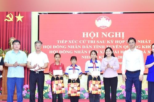 Giữ mối liên hệ với cử tri Bài cuối: Lắng nghe chủ động, giao tiếp hiệu quả, xử lý tình huống
