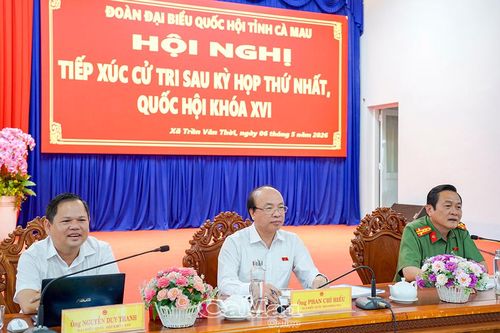 Cử tri phấn khởi trước kết quả kỳ họp thứ Nhất của Quốc hội