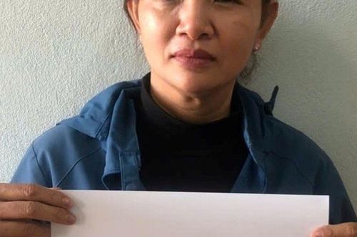Thúy Kiều xem chỉ tay, bói toán trên mạng, lừa đảo chiếm đoạt tiền như thế nào?