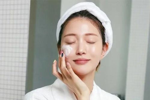 Bôi kem chống nắng vào điểm này giúp 'chặn đứng' nám, tàn nhang từ sớm, chị em nên áp dụng ngay