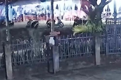 Khoảnh khắc rạp cưới bị sập khiến 3 người bị thương