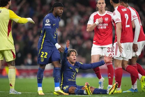Arsenal thắng Atletico Madrid: Trọng tài 2 lần từ chối phạt đền gây tranh cãi