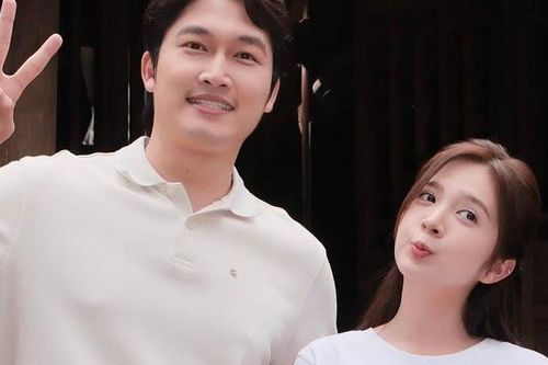 Vợ chồng nam diễn viên quê Bắc Ninh gây sốt với hậu trường 'Ngược đường ngược nắng'