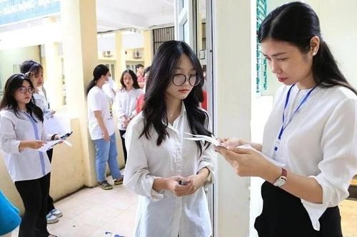Hơn 1,2 triệu thí sinh đăng ký thi tốt nghiệp THPT 2026: Môn nào được chọn nhiều nhất?