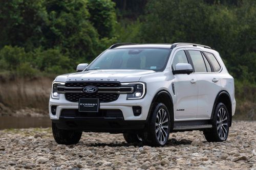 Ford Everest có thêm bản máy xăng 2.3L Ecoboost