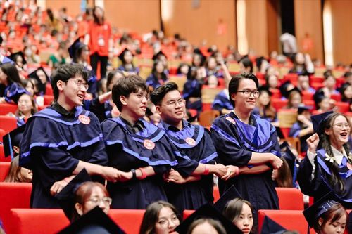 Thành lập phân hiệu, sáp nhập một số trường cao đẳng vào đại học