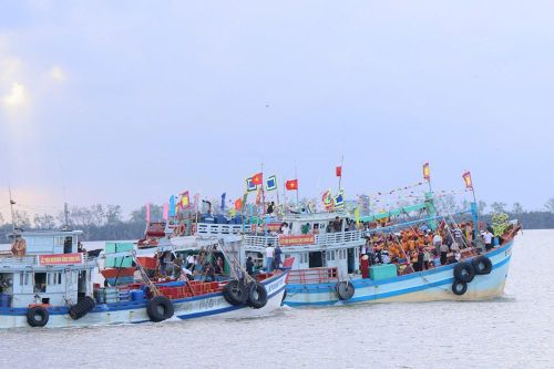 Cần Thơ tưng bừng Lễ hội Nghinh Ông 2026 của ngư dân vùng biển Trần Đề