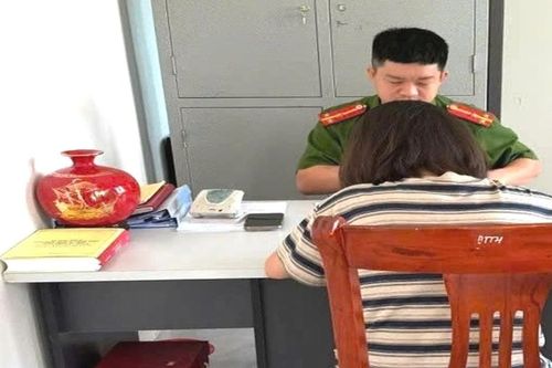 Đăng tin sai sự thật về du lịch Cửa Lò, một phụ nữ bị công an mời làm việc