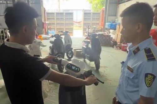 Hà Nội tiếp tục phát hiện doanh nghiệp 'phù phép' xe đạp điện có tốc độ vượt mức quy định