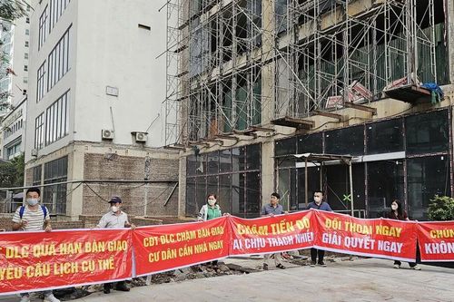 Dự án chung cư 'đất vàng' Hà Nội nhiều lần trễ hẹn bàn giao nhà