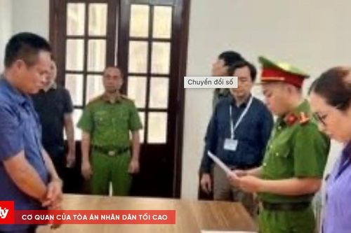 Bắt cán bộ địa chính nhận tiền của người dân để làm thủ tục đất đai