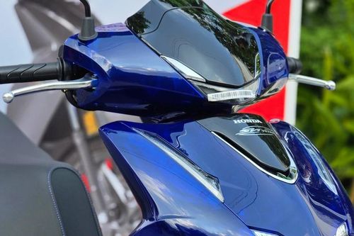 Honda SH 150i bản 'xuyên thấu' ra mắt Việt Nam, giá ngang ô tô điện