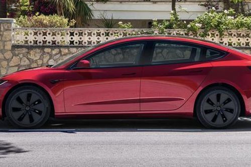 Xe Tesla tại Canada rẻ bất ngờ nhờ ưu đãi thuế hàng nhập từ Trung Quốc