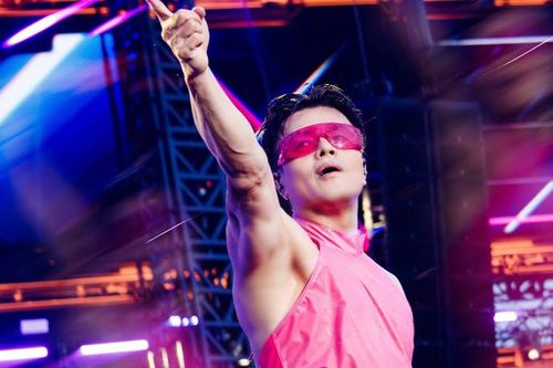 JY Park tiếp tục 'đại náo' WaterBomb 2026