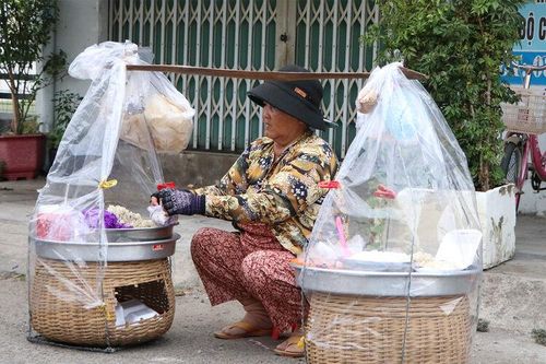 Mưu sinh hè phố