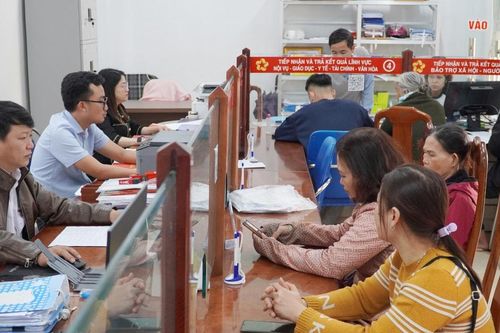 Một năm vận hành mô hình chính quyền địa phương 2 cấp:Nhìn từ hiệu quả cung cấp dịch vụ hành chính công