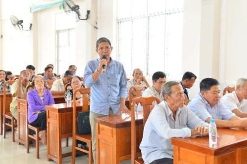 Cử tri kiến nghị nhiều vấn đề bức thiết