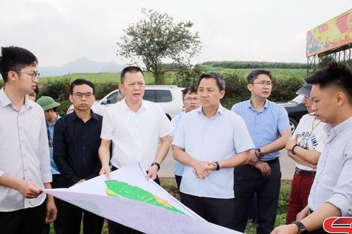 Tháo gỡ khó khăn, vướng mắc liên quan đến các dự án của Thiên đường sữa Mộc Châu