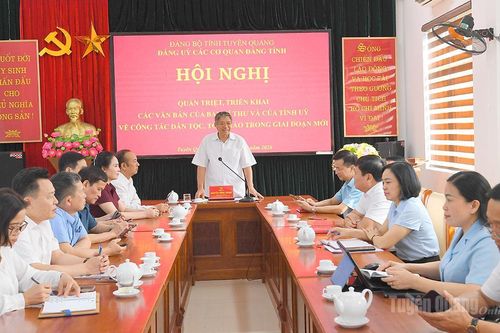 Quán triệt các văn bản của Ban Bí thư và của Tỉnh ủy về công tác dân tộc, tôn giáo trong giai đoạn mới