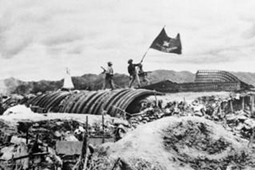 Bản hùng ca của ý chí và trí tuệ Việt Nam