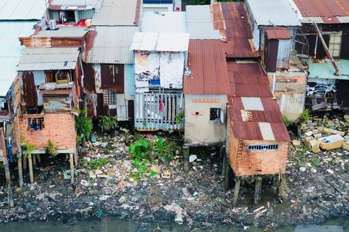 TP.HCM tăng tốc di dời 20.000 căn nhà ven kênh rạch