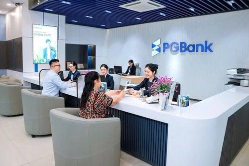 PGBank báo lãi lớn, nợ cần chú ý 'phình to', Tổng giám đốc nhận hơn 450 triệu/tháng