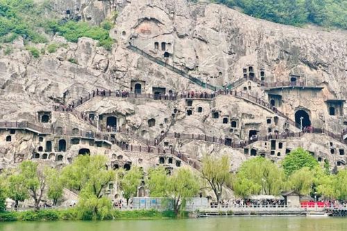Cẩm nang tu tập hàng ngày theo lời dạy của Đại sư Hoằng Nhất