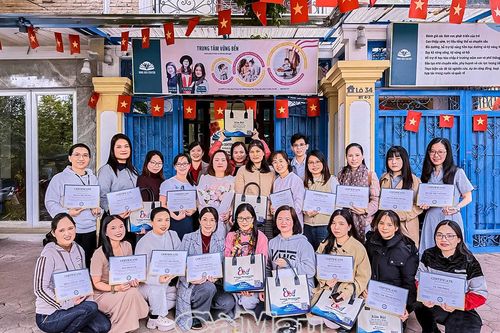 Vỗ về những giấc mơ xanh - Bài 3: Ánh sáng của hy vọng