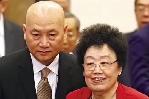 Lý do 'Đường Tăng' Trì Trọng Thụy từ chối thừa kế tài sản 6,7 tỷ USD của vợ