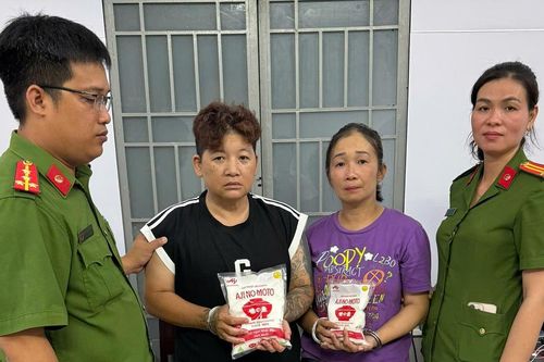 Bắt giữ, khởi tố 3 đối tượng sản xuất, buôn bán 3 tấn bột ngọt, hạt nêm giả