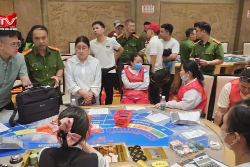 Triệt phá ổ đánh bạc núp bóng doanh nghiệp ở biên giới Lạng Sơn