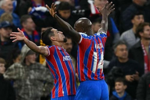 Crystal Palace lập kỳ tích ở cúp châu Âu