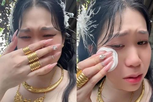 Cô dâu bật khóc, lau sạch lớp makeup giữa lễ cưới gây bàn tán