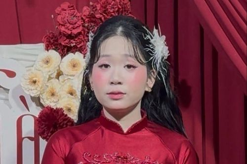 Cô dâu để mặt mộc trong lễ cưới